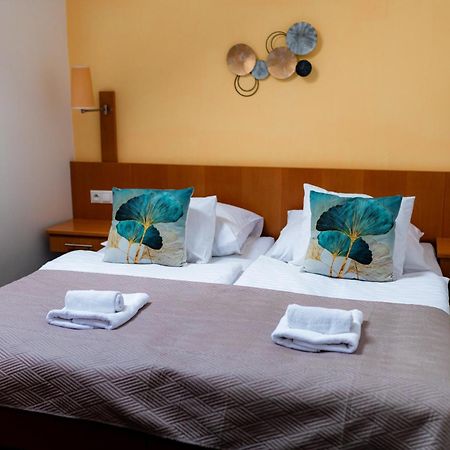 Hotel Apollon Litoměřice Εξωτερικό φωτογραφία