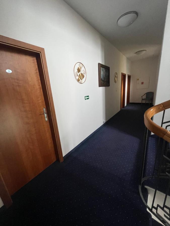 Hotel Apollon Litoměřice Εξωτερικό φωτογραφία