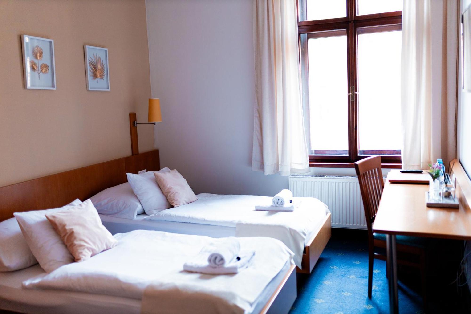 Hotel Apollon Litoměřice Εξωτερικό φωτογραφία