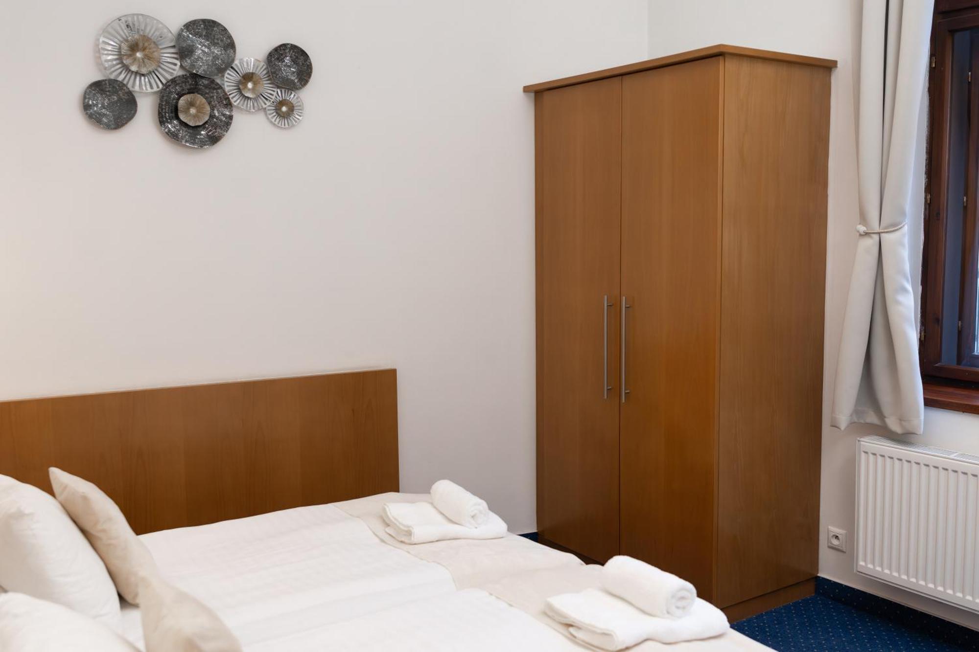 Hotel Apollon Litoměřice Εξωτερικό φωτογραφία